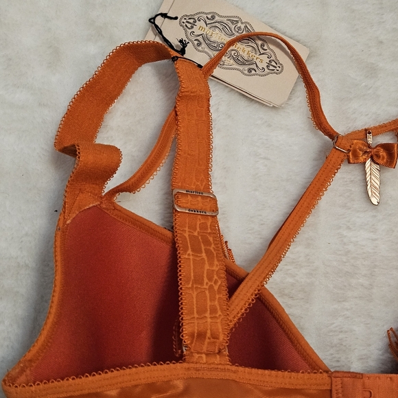 NWT Marlies Dekkers Nubian Summer Padded Plunge Bra 166821 - Picture 11 of 16